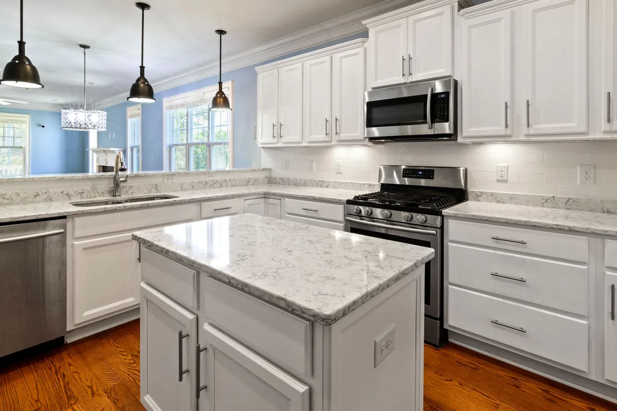 Filth & Squalor Cleanup in Weatogue, CT